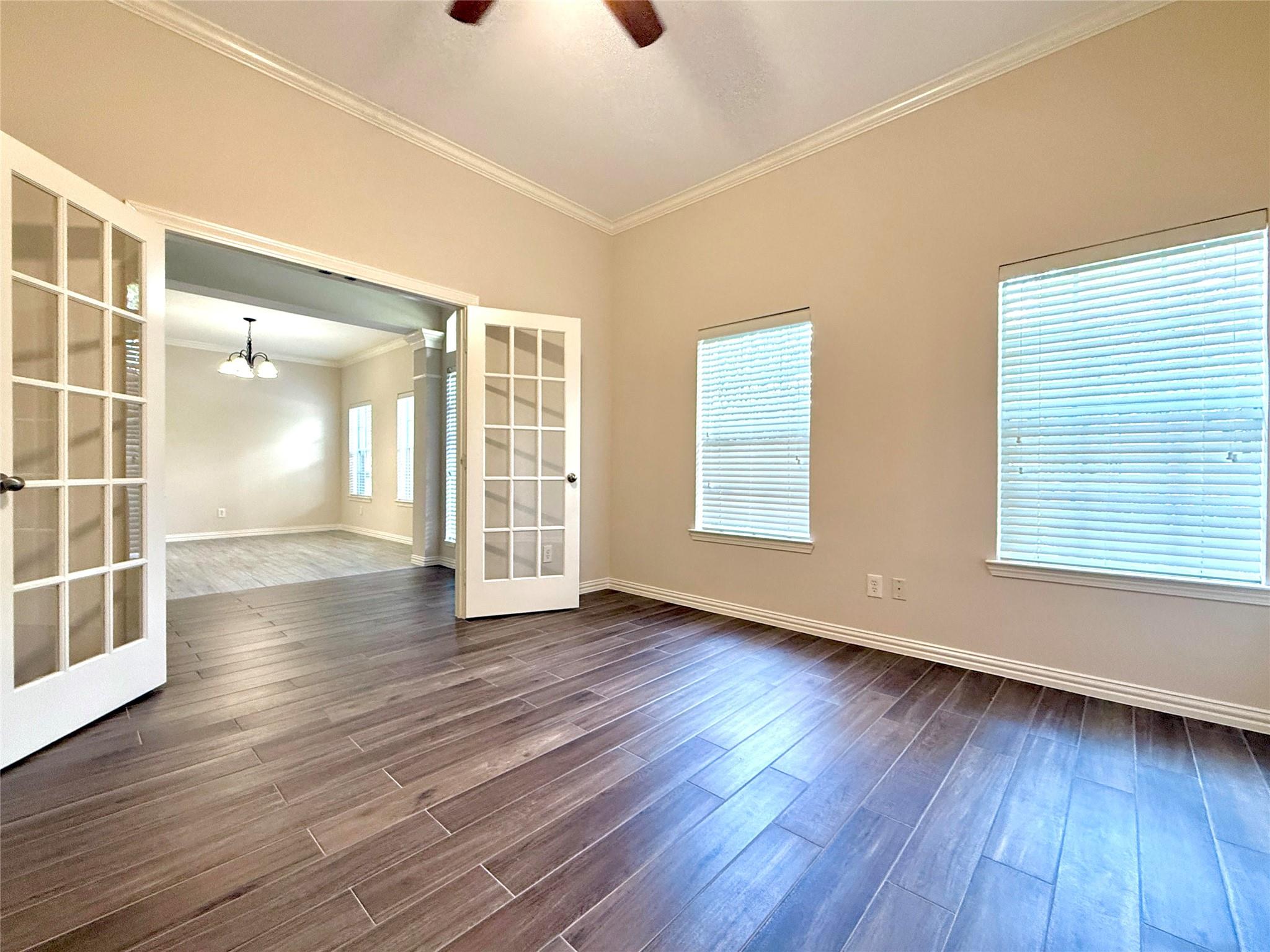 5222 Hanneck Valley Lane