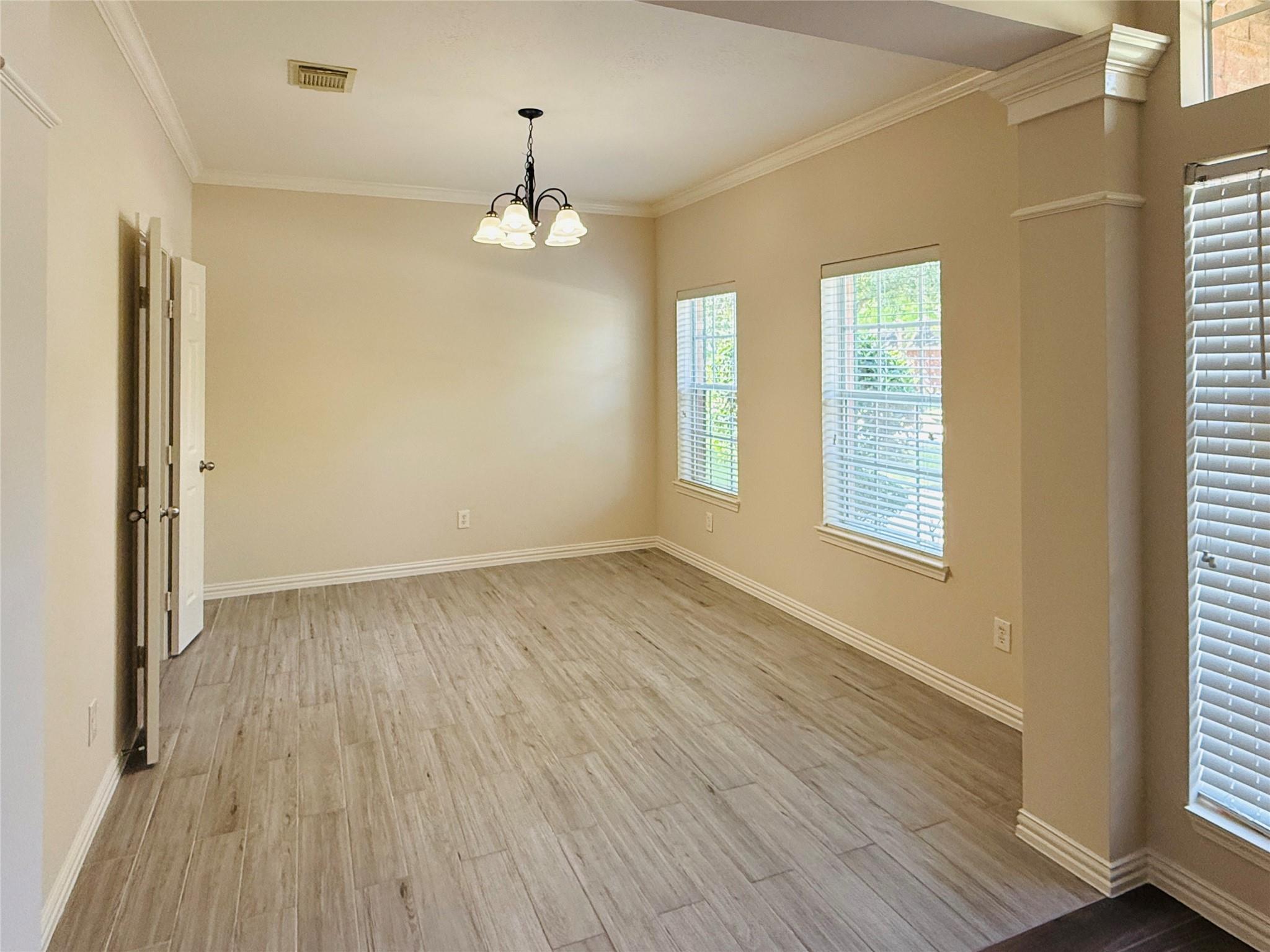 5222 Hanneck Valley Lane