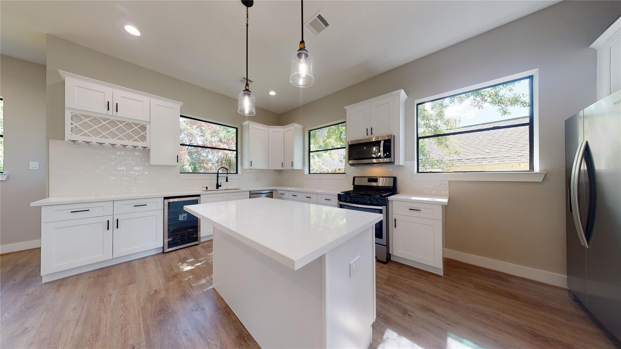 806 E 39th Street A