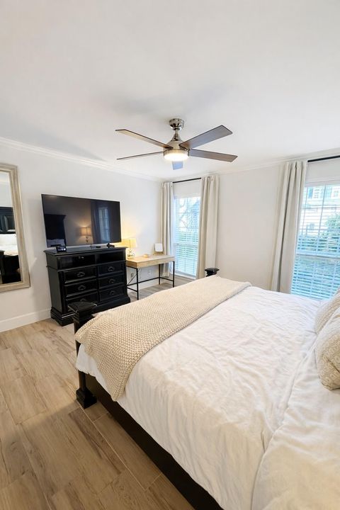 Tiny photo for 361 N Post Oak Lane #145, Houston, TX 77024 (MLS # 44690252)
