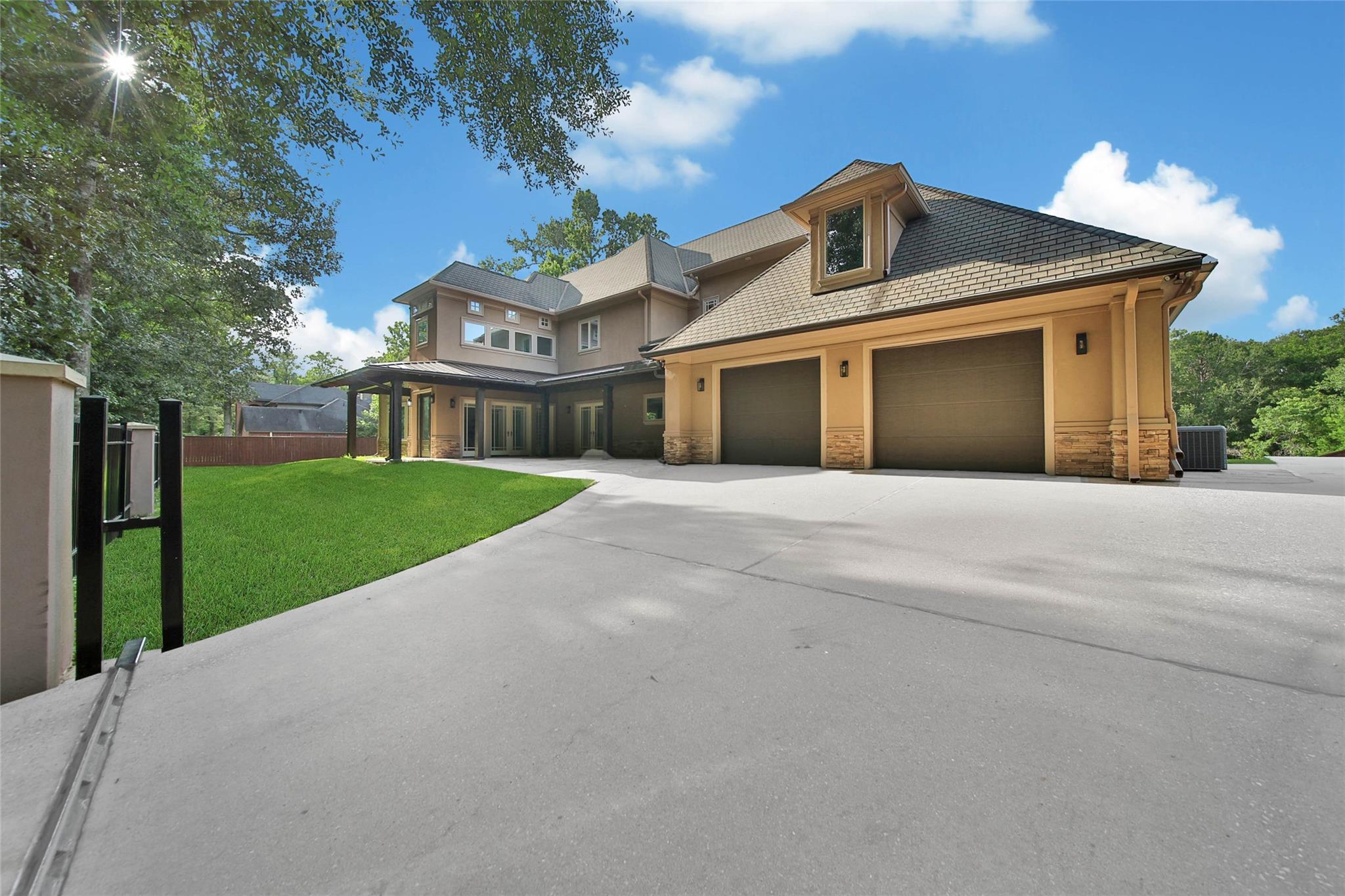 2401 Conastoga Court