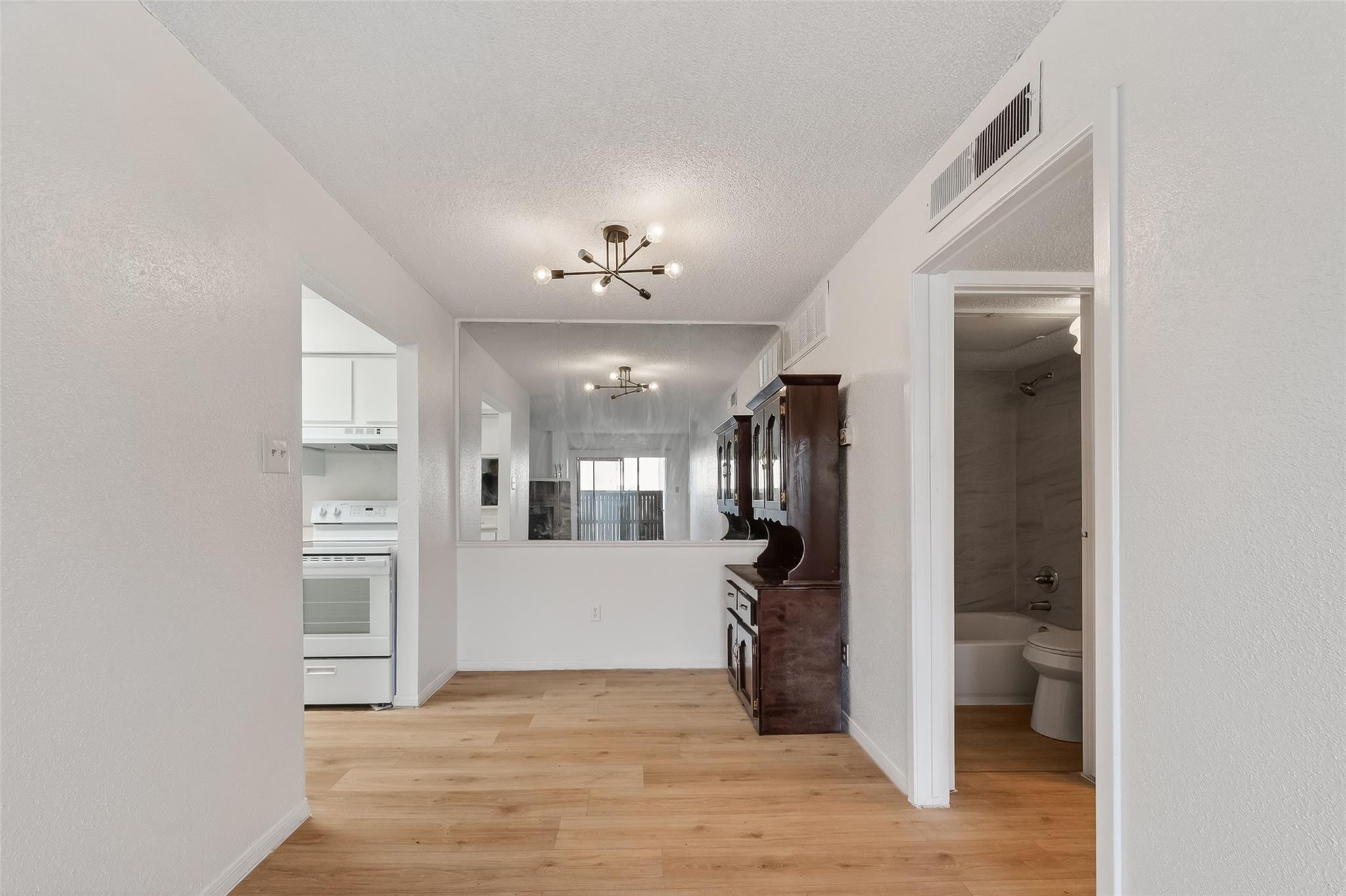 1500 Bay Area Boulevard 118