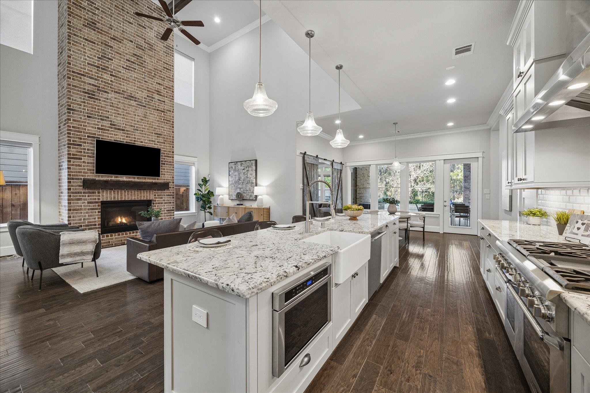 Conroe, Texas, 77384, United States, 5 Bedrooms Bedrooms, ,5 BathroomsBathrooms,Residential,Active,2028160