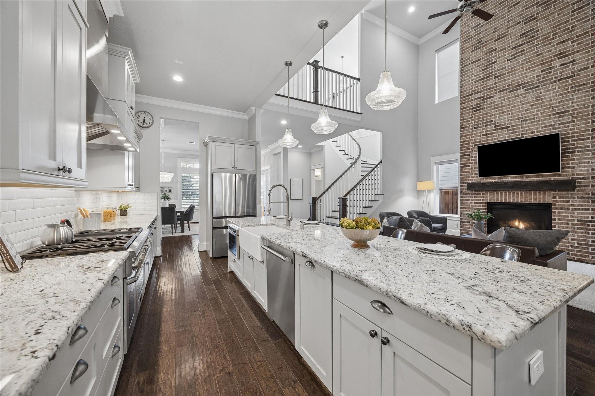 Conroe, Texas, 77384, United States, 5 Bedrooms Bedrooms, ,5 BathroomsBathrooms,Residential,Active,2028160