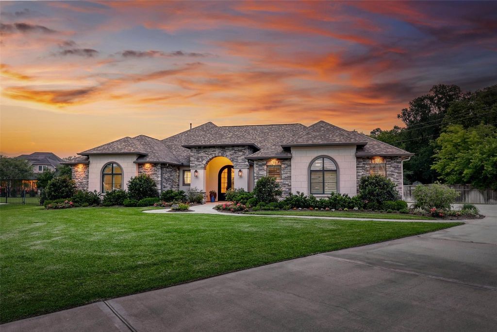 Photo of 32802 Whistler Court, Fulshear, TX 77441 (MLS # 41473371)
