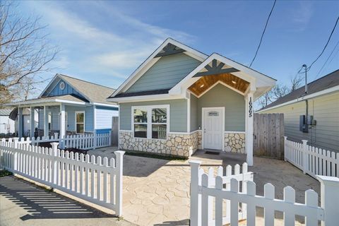 Homes For Sale - 16965 W Hammon<br/> Montgomery, TX 77316