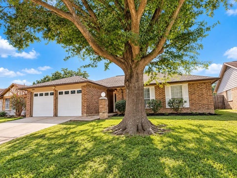 Photo of 6703 Loch Bruceray Dr DR, Houston, TX 77084 (MLS # 18847595)