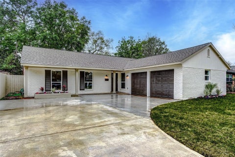 Photo of 6003 Sanford Road, Houston, TX 77096 (MLS # 28372303)