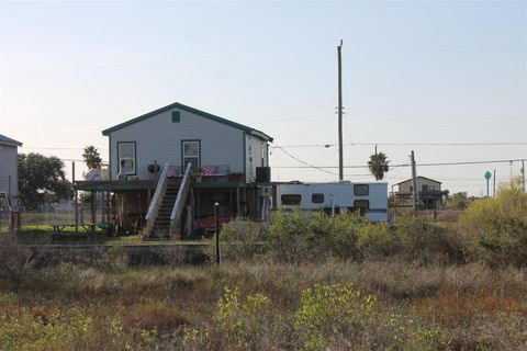 Photo of 7115 W Hunter Drive, Hitchcock, TX 77563 (MLS # 85851564)