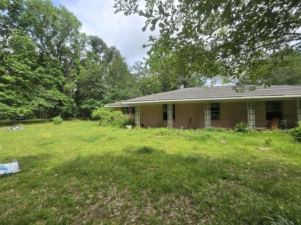 Photo of 400 County Road 2318, Dayton, TX 77535 (MLS # 48663650)