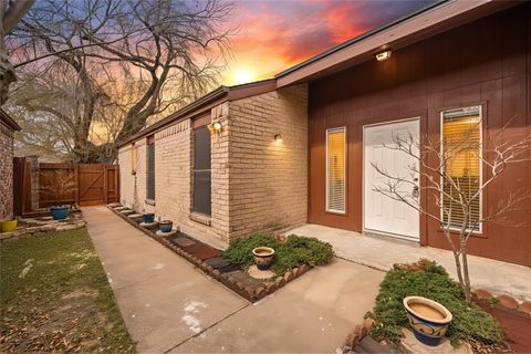 8807 Belle Glen Drive Houston TX 77099