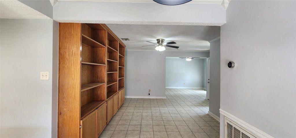 Photo of 2527 Meandering Trail, Houston, TX 77339 (MLS # 2858576)