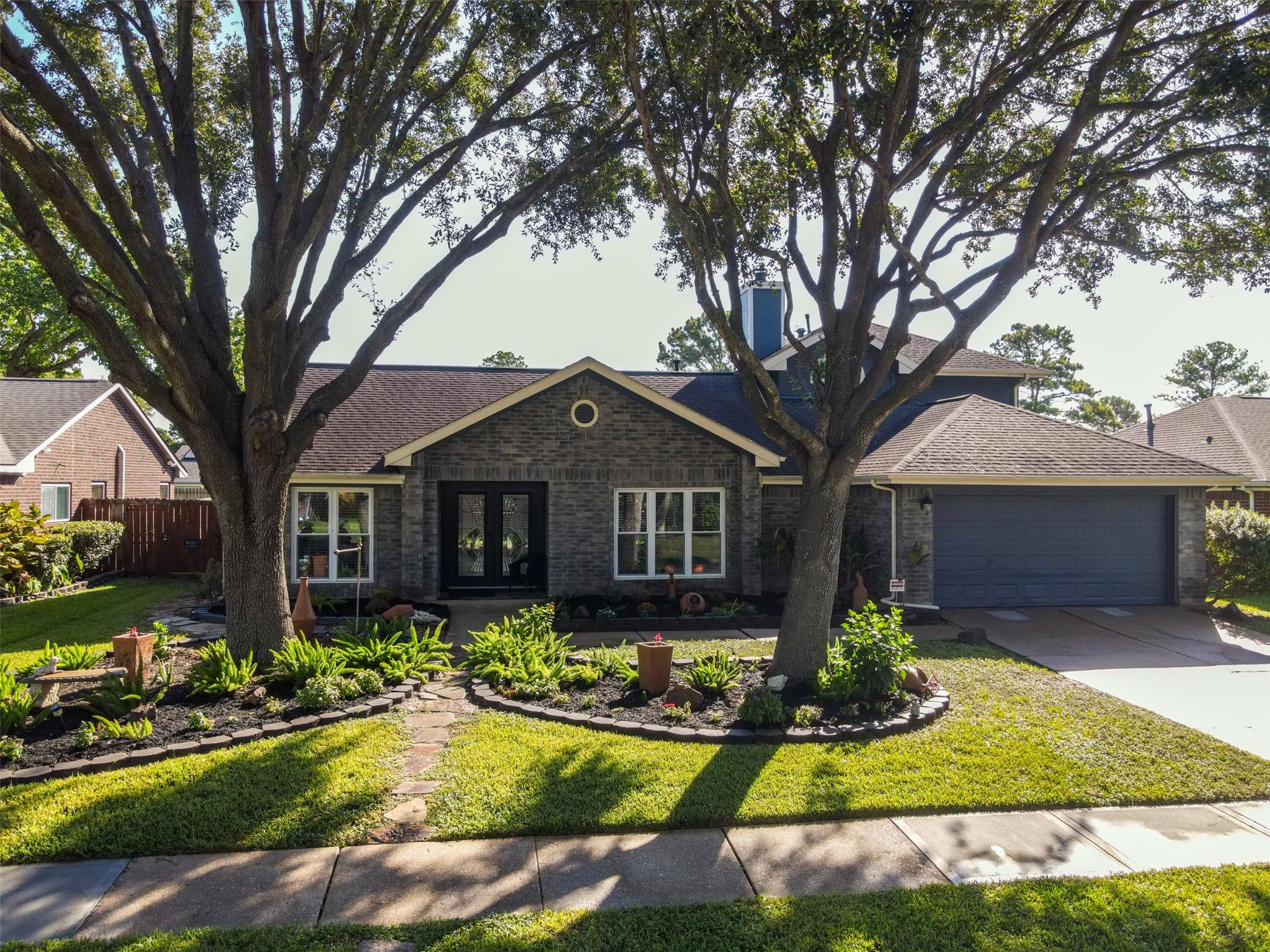 2402 Featherton Court