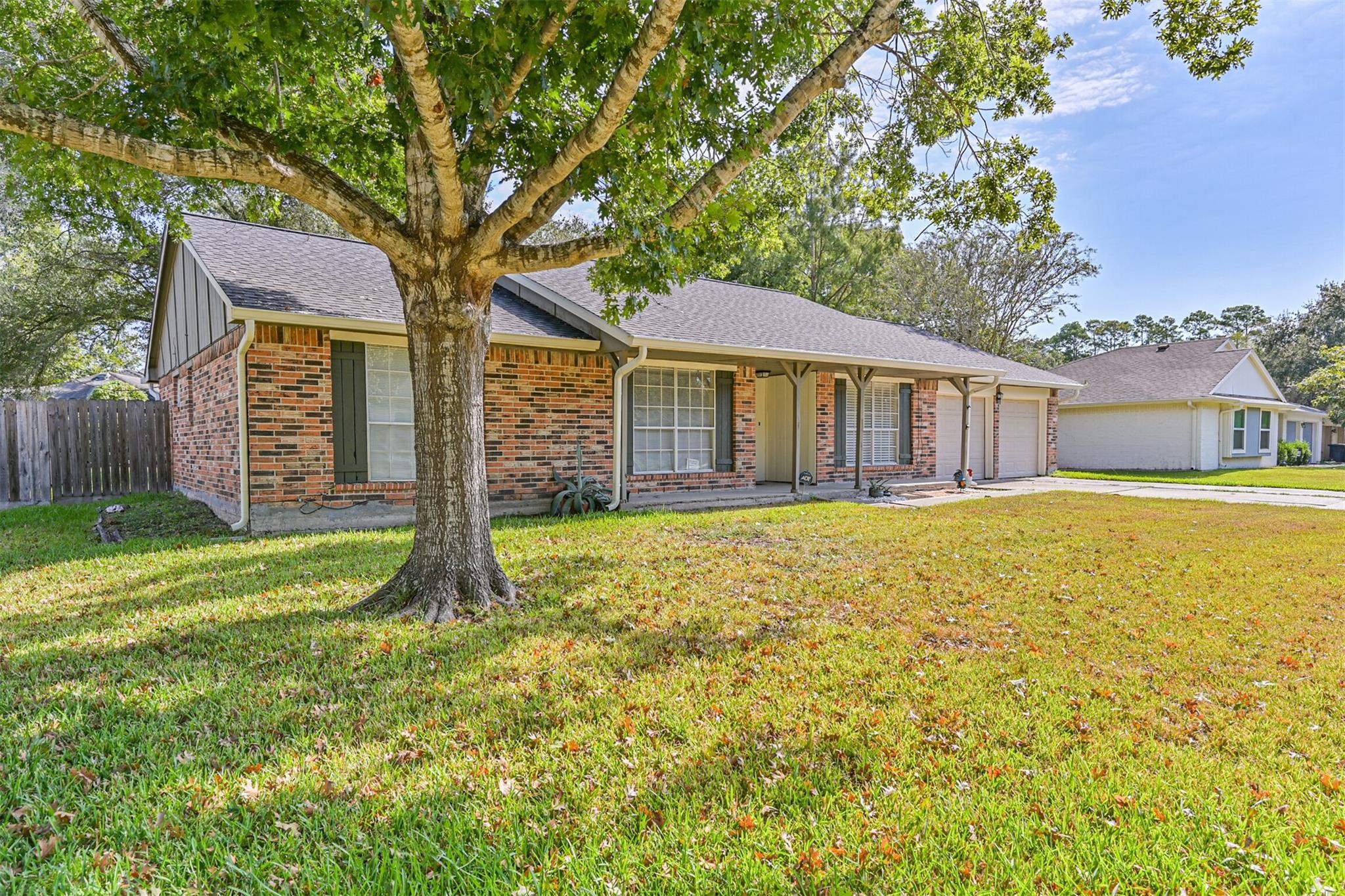 1104 Lost River Drive