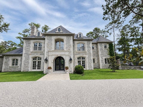 Photo of 11527 Green Oaks Drive, Houston, TX 77024 (MLS # 64059590)