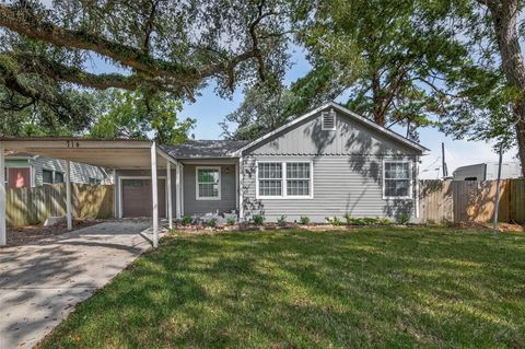 Photo of 714 E Humble Street, Baytown, TX 77520 (MLS # 73884632)