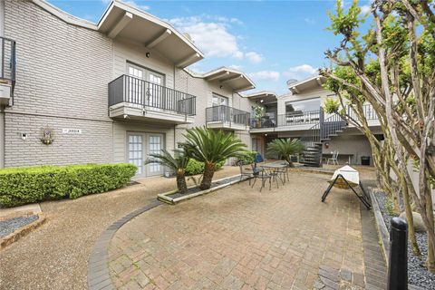 Photo of 4321 Hazard Street #2, Houston, TX 77098 (MLS # 3955713)