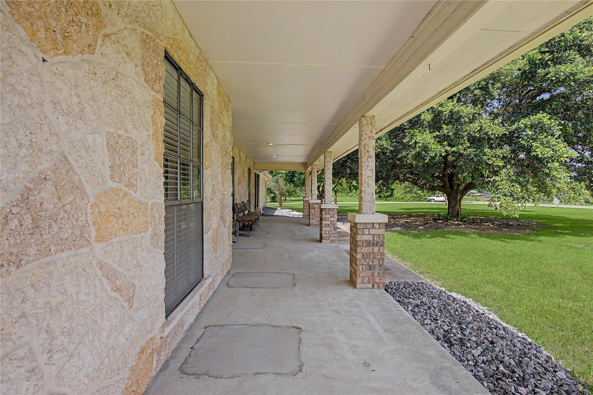 16558 Green Meadow Loop