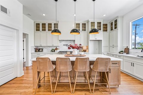 Photo of 1803 27th Street, Galveston, TX 77550 (MLS # 6013283)