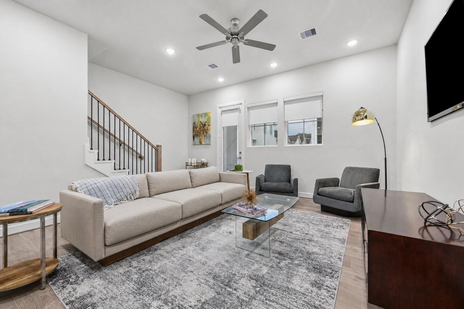 6338 Paddington Bend Drive