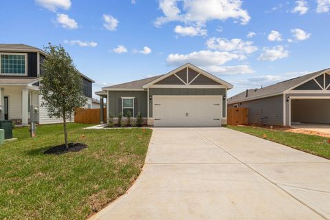 Photo of 15531 Caramel Springs Drive, Conroe, TX 77303 (MLS # 44073569)