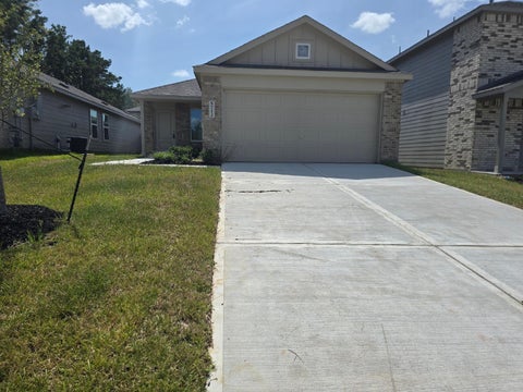 Photo of 5712 Ivy Crest, Montgomery, TX 77316 (MLS # 55207549)