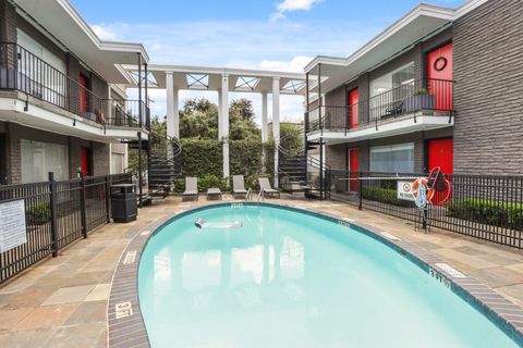 Photo of 3602 Garrott Street Street #8, Houston, TX 77006 (MLS # 96967854)