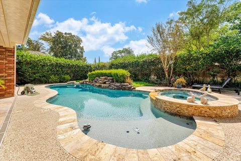 Photo of 4807 Andover Street, Sugar Land, TX 77479 (MLS # 85926071)
