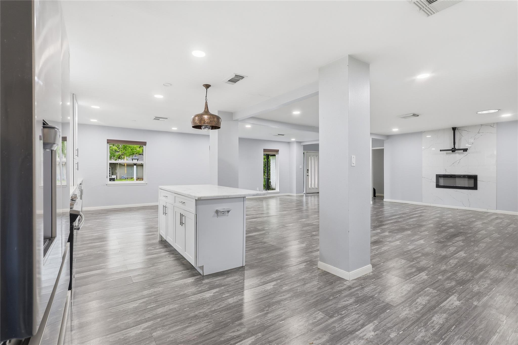 5347 Rutherglenn Drive