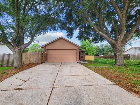 Photo of 24314 Strong Pine Drive, Houston, TX 77336 (MLS # 93481209)