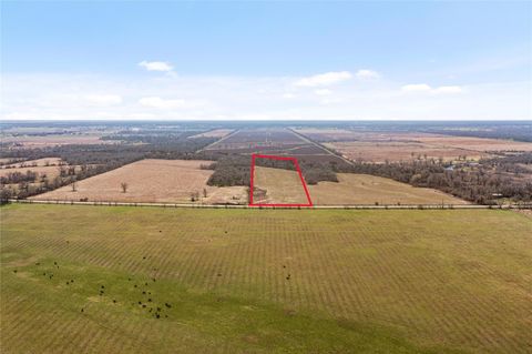 Photo of 8 Cr 117, Hungerford, TX 77448 (MLS # 47540899)