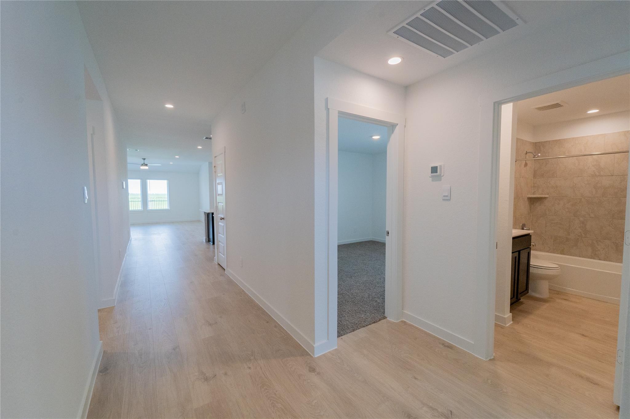 3827 Pierce Place Lane