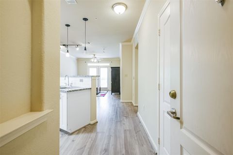 Photo of 1711 Old Spanish Trail #137, Houston, TX 77054 (MLS # 60954720)