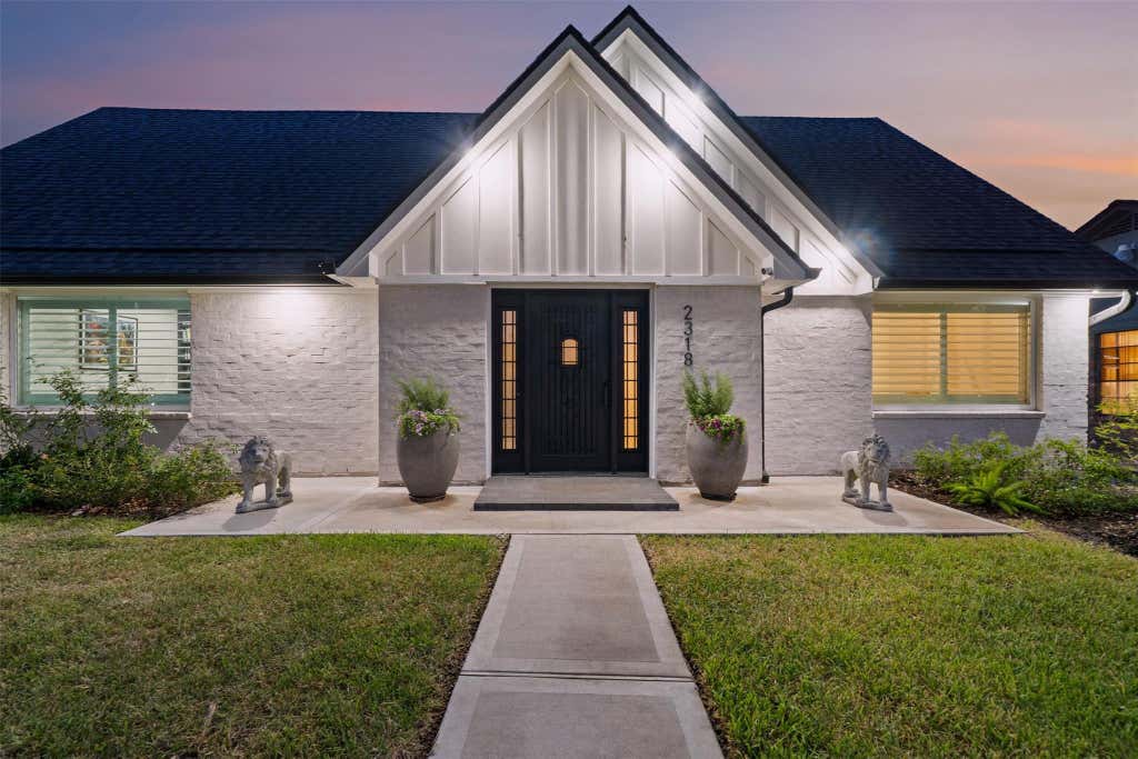 Photo of 2318 Elmgate Drive, Houston, TX 77080 (MLS # 36551837)