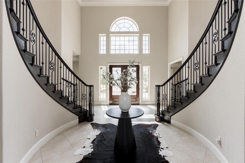 Photo of 10611 N Sunrise Shores Lane, Cypress, TX 77433 (MLS # 77752600)