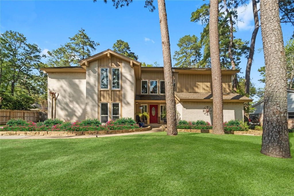Photo of 2007 Seven Oaks Drive, Kingwood, TX 77339 (MLS # 54476326)