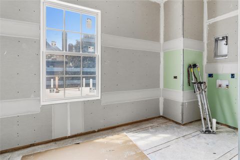 Tiny photo for 10 Courtlandt Place, Houston, TX 77006 (MLS # 13713248)