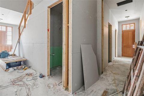 Tiny photo for 10 Courtlandt Place, Houston, TX 77006 (MLS # 13713248)