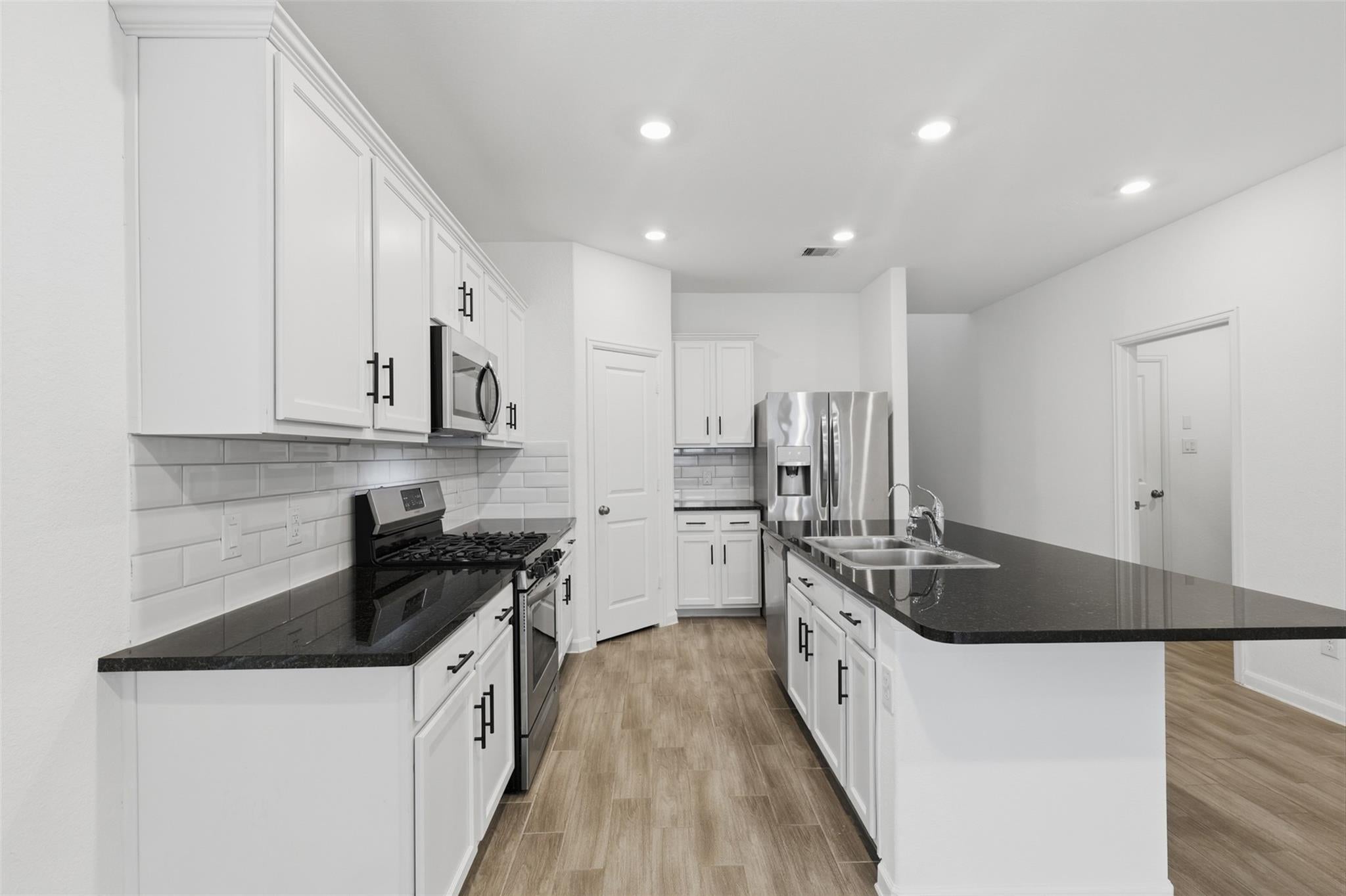 7214 Cordgrass Prairie Lane