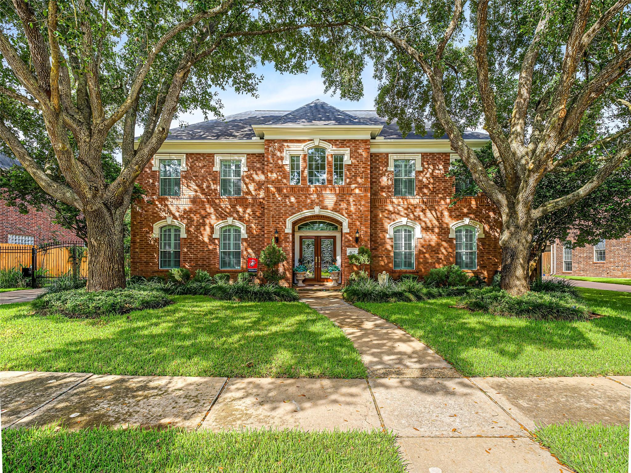 3018 Meadow Pond Drive