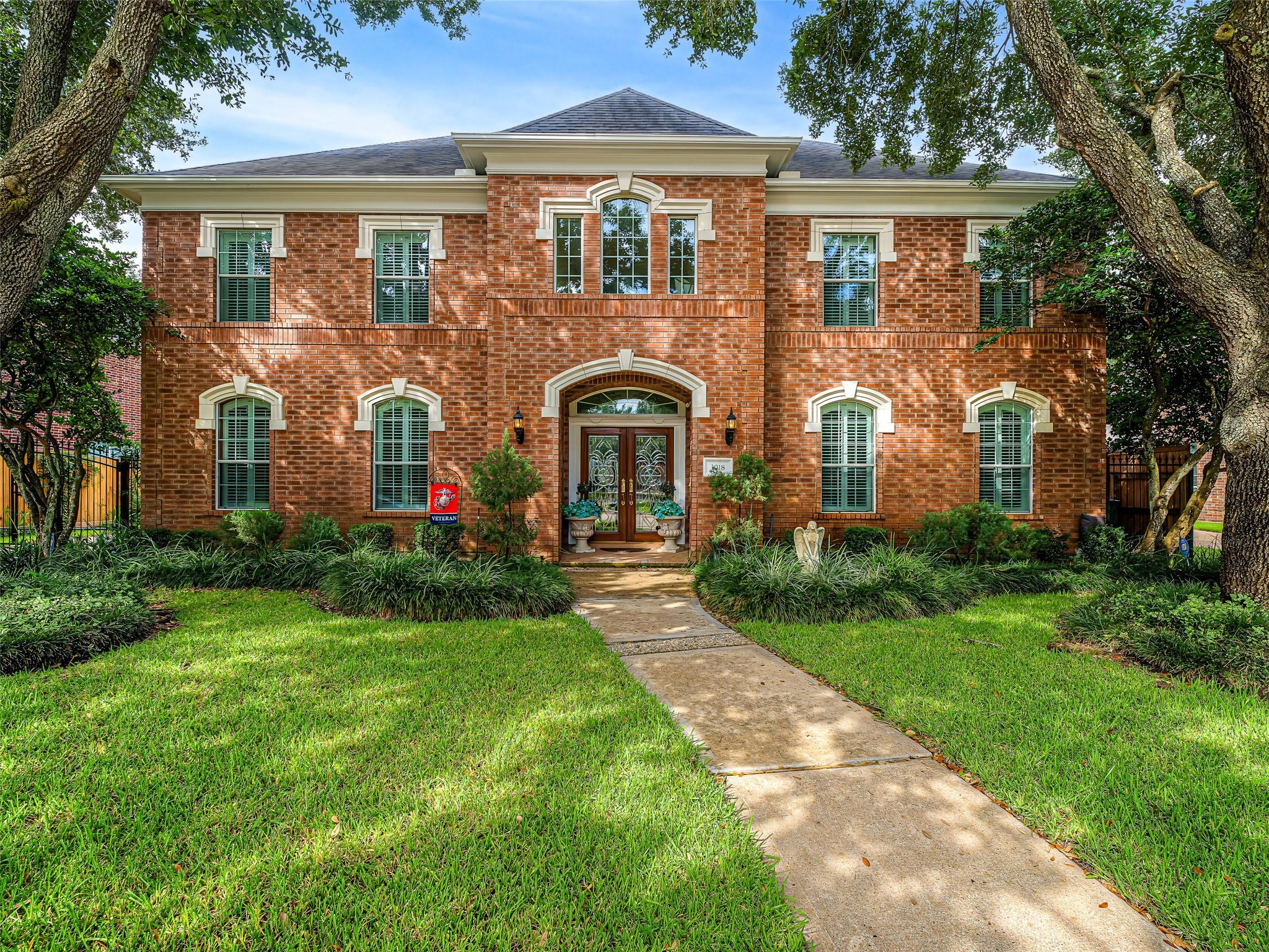 3018 Meadow Pond Drive