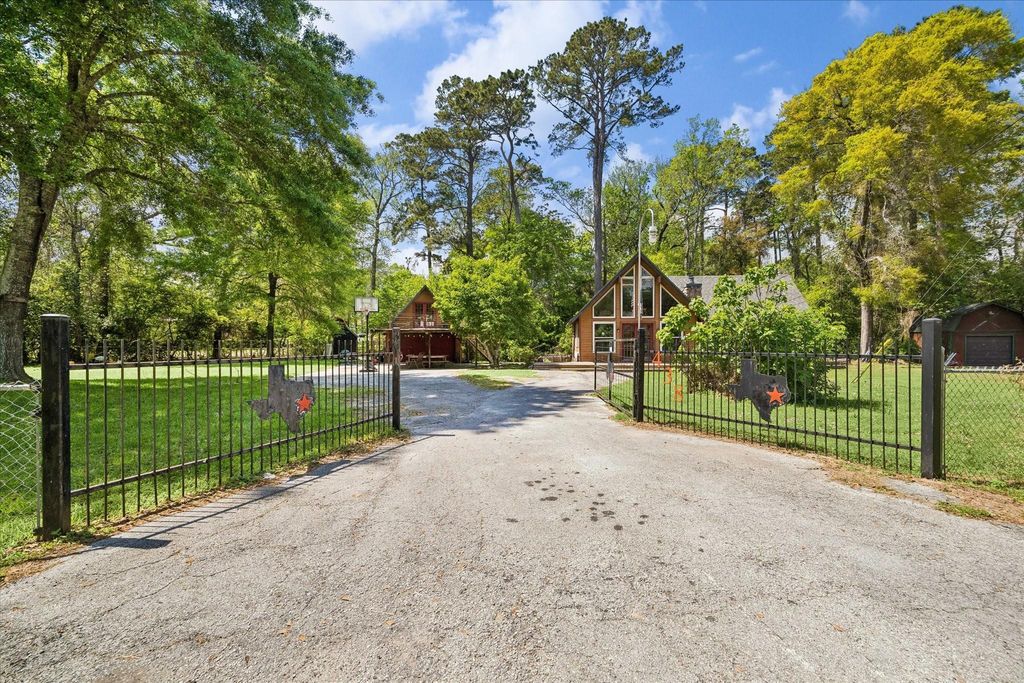 Photo of 438 Havard Road #2, Huffman, TX 77336 (MLS # 89886397)