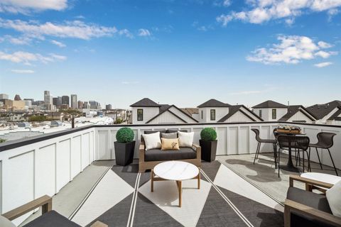 Photo of 2212 Dennis Street, Houston, TX 77004 (MLS # 31479989)