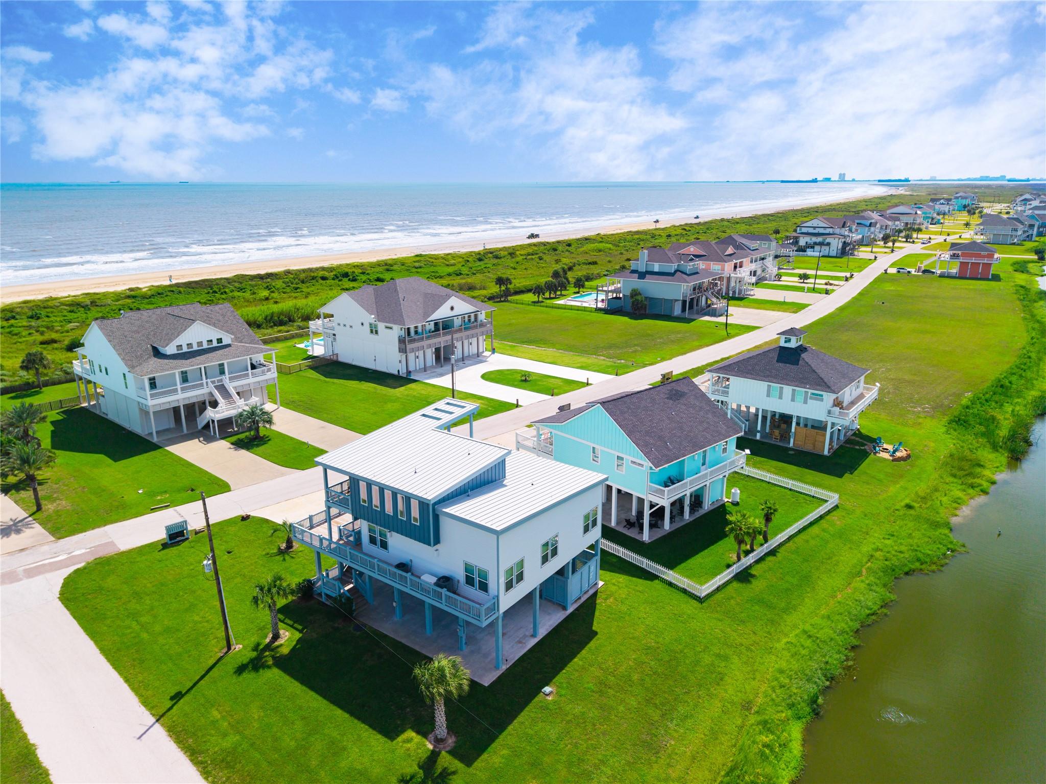 3841 Biscayne Beach Road