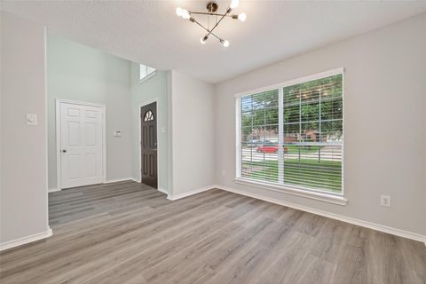 Photo of 6915 Great Oaks Shadow Drive, Houston, TX 77083 (MLS # 88583661)