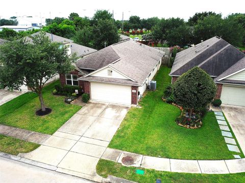 Photo of 24631 Lakecrest Town Drive, Katy, TX 77493 (MLS # 38543901)