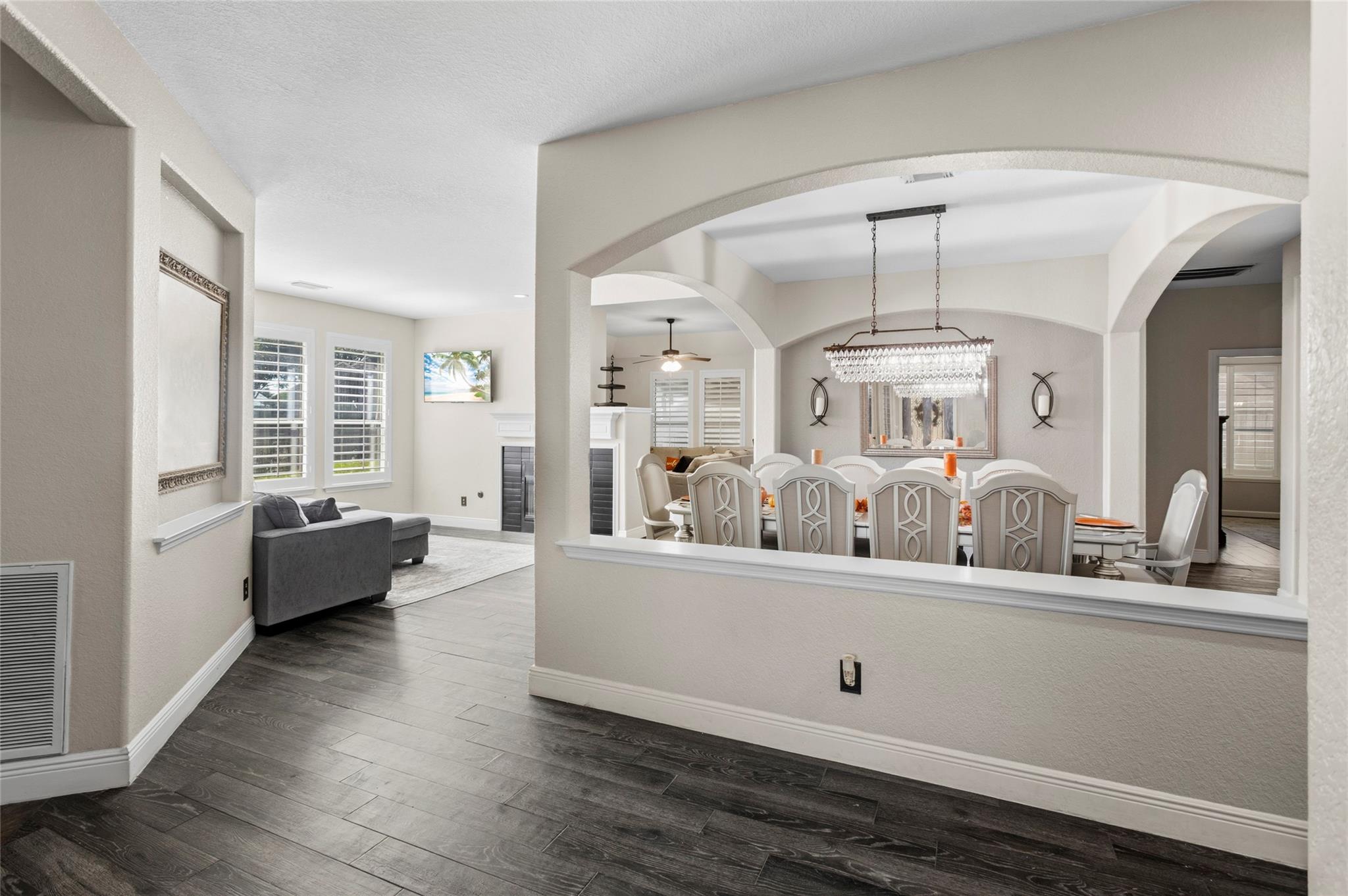 9506 Eddys Edge Court