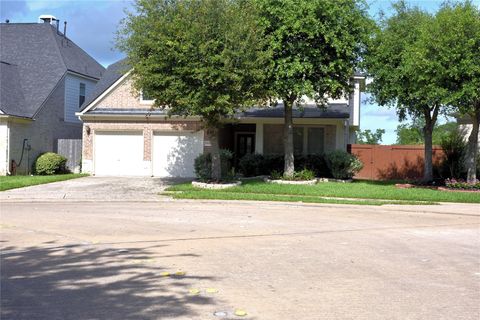 Photo of 5106 Autumn Rose Lane, Sugar Land, TX 77479 (MLS # 67620860)