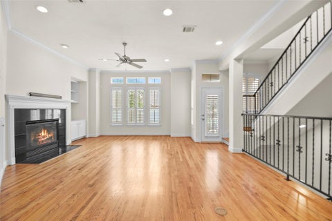 Photo of 5006 Gibson Street, Houston, TX 77007 (MLS # 32336227)