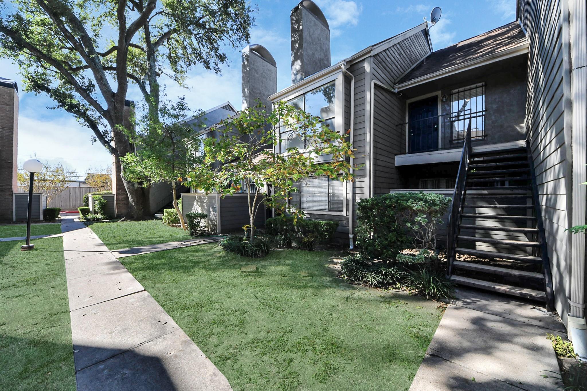 6601 Sands Point Drive 47